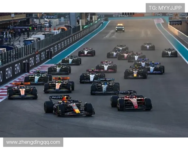 F1赛季精彩回顾:顶级车队竞争激烈 新秀崭露头角 各大赛事成焦点 F1赛季精彩回顾:顶级车队竞争激烈 新秀崭露头角 各大赛事成焦点