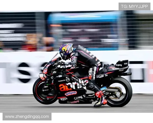 MotoGP赛季最新动态：顶级车手激烈角逐，赛事变数不断