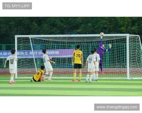 世界杯预选赛激战正酣 多支强队遭遇冷门惊险晋级 世界杯预选赛激战正酣 多支强队遭遇冷门惊险晋级