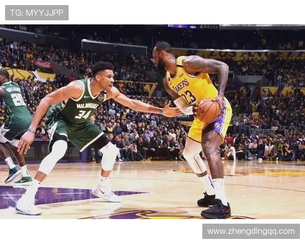 詹姆斯领衔湖人迎战雄鹿字母哥争夺激烈NBA常规赛精彩纷呈